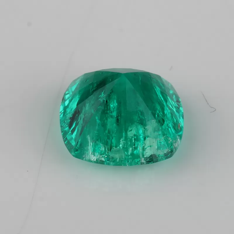 Colombia Green Color Cushion Cut Lab Grown Emerald with Inclushion