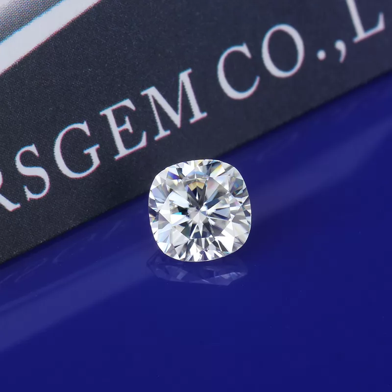 6×6mm Cushion Cut DEF Color Moissanite