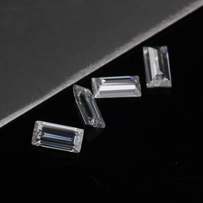 2.5×5mm Baguette Step Cut Moissanite