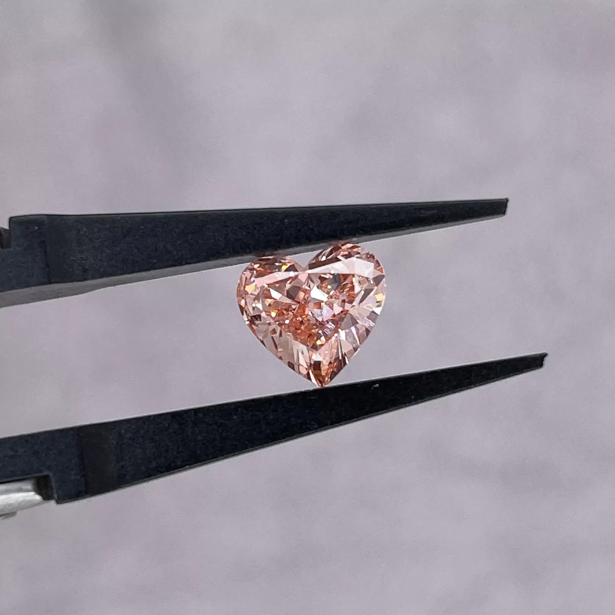 Pink Color 0.8ct to 1.0ct Heart Cut Lab Grown Diamond