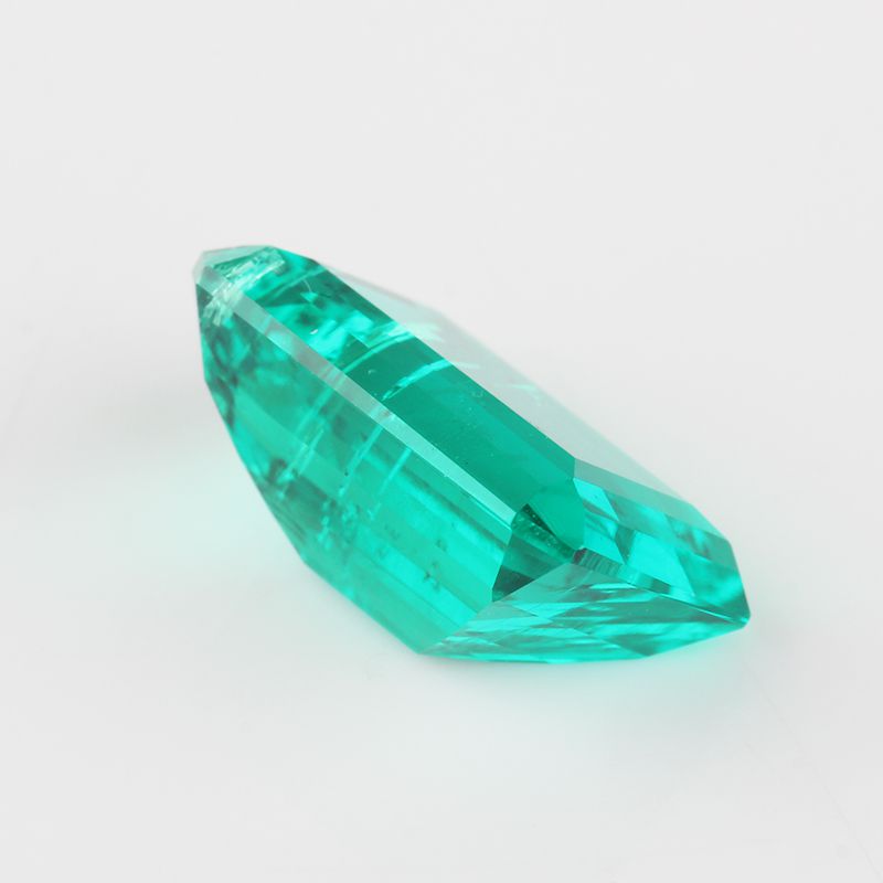Lab Emerald