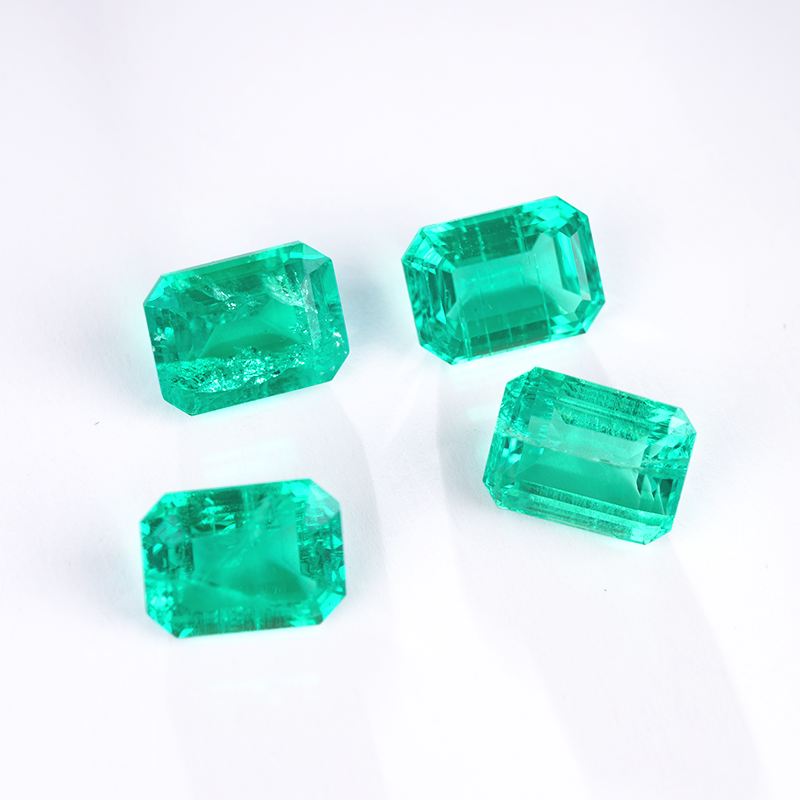 Colombia Green Color Octagon Emerald Cut Lab Grown Emerald