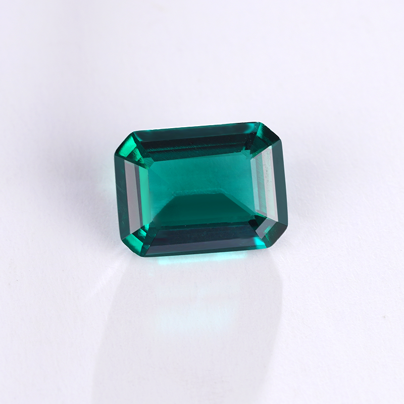 Zambia Green Color Octagon Emerald Cut Lab Grown Emerald