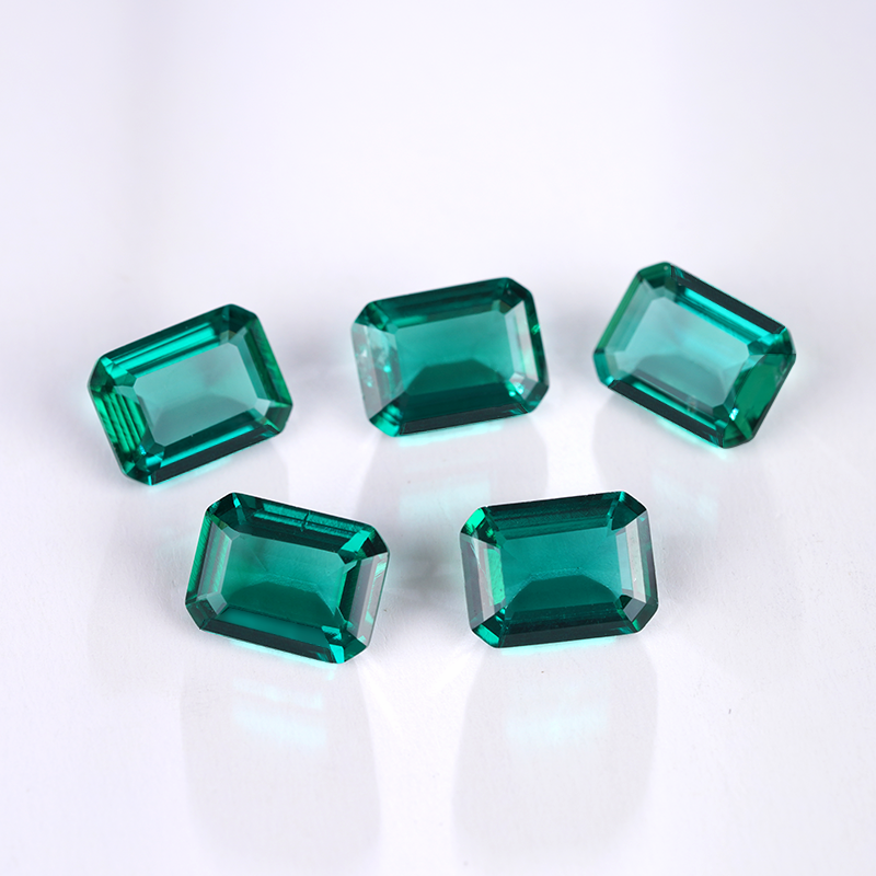 Zambia Green Color Octagon Emerald Cut Lab Grown Emerald