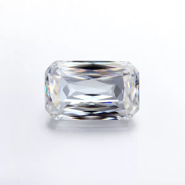 DEF VS Criss Emerald Cut Moissanite