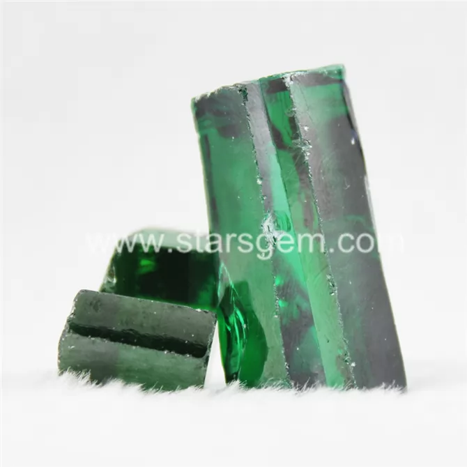 Emerald Green Color Cubic Zirconia Raw Material