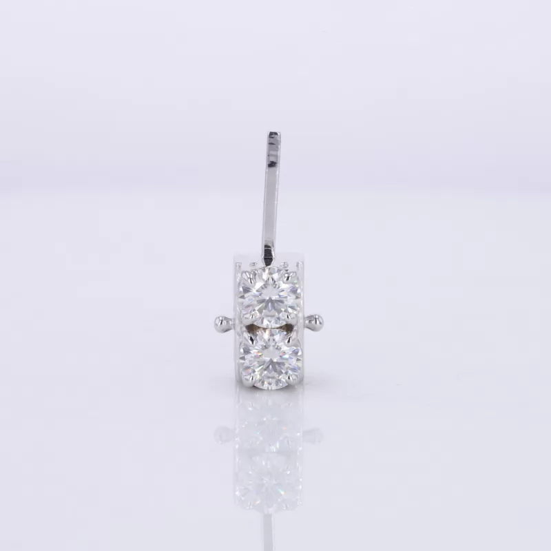 4mm Round Brilliant Cut Moissanite 18K White Gold Diamond Pendant