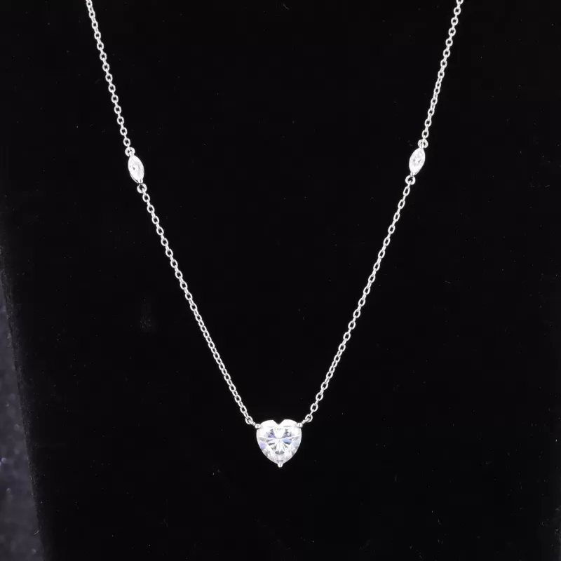 7.5×7.5mm Heart Cut Moissanite S925 Sterling Silver Diamond Pendant Necklace