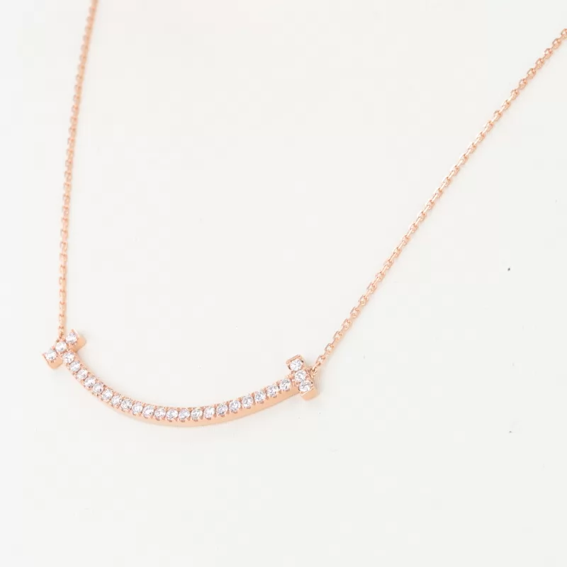 1.6mm Round Brilliant Cut Moissanite 18K Rose Gold Diamond Pendant Necklace