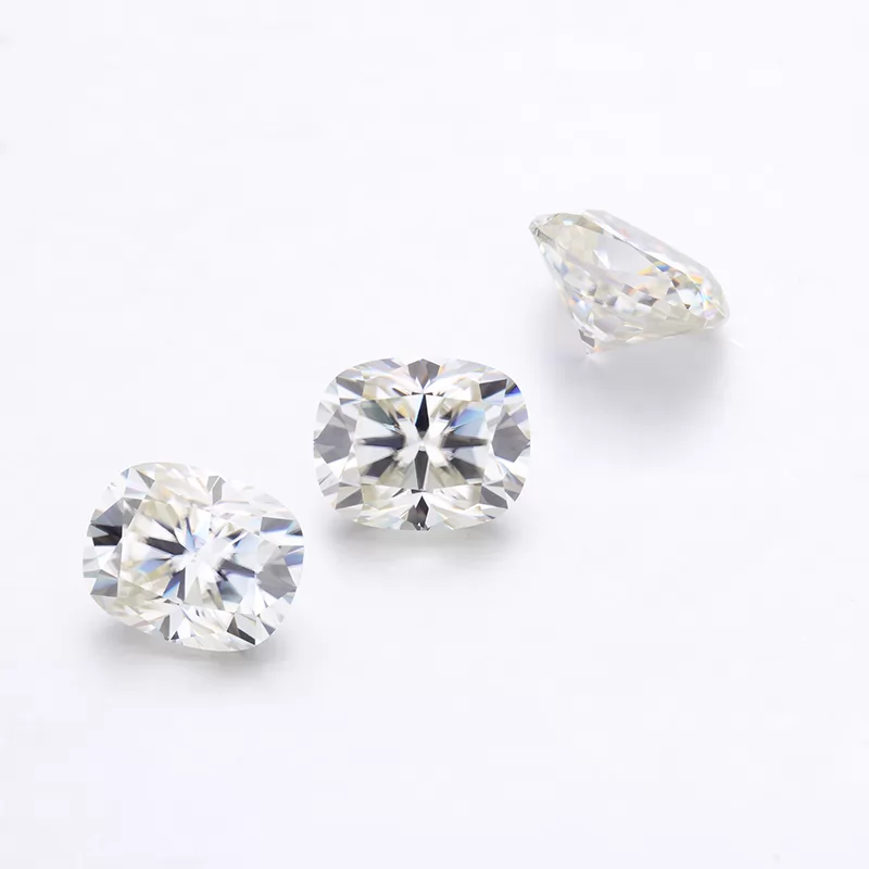 8×10mm Long Cushion Cut GH Color Moissanite