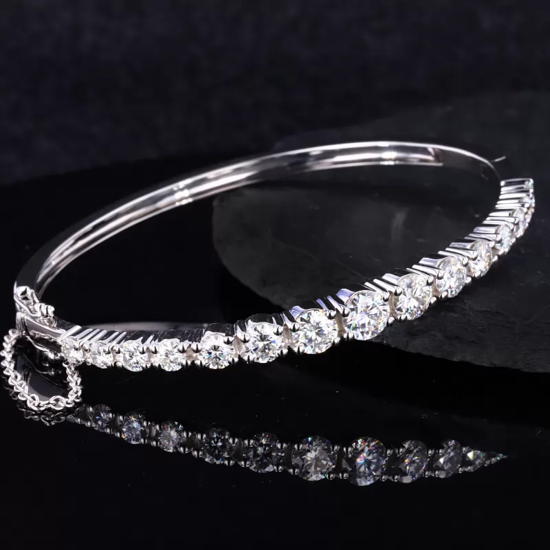 3mm to 5.5mm Round Brilliant Cut Moissanite 9K White Gold Diamond Bracelet