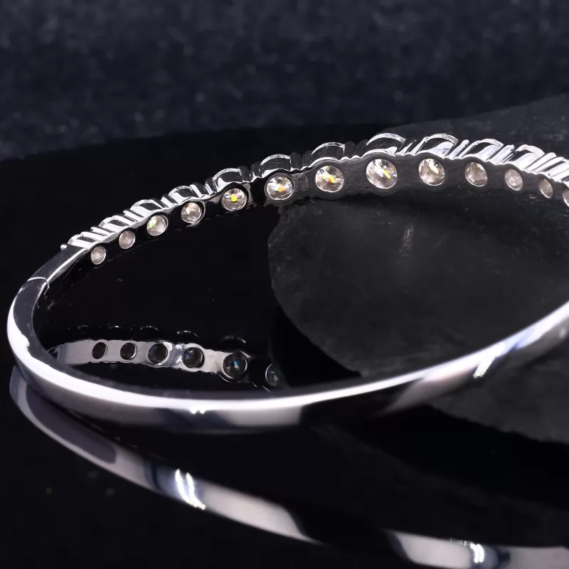 3mm to 5.5mm Round Brilliant Cut Moissanite 9K White Gold Diamond Bracelet