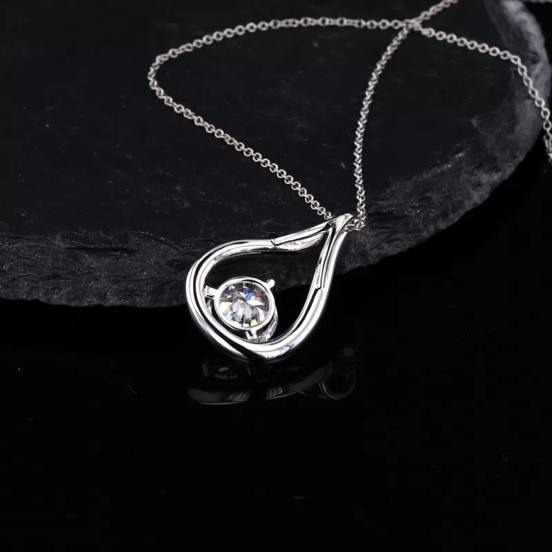 5mm Round Brilliant Cut Moissanite 9K White Gold Diamond Pendant Necklace