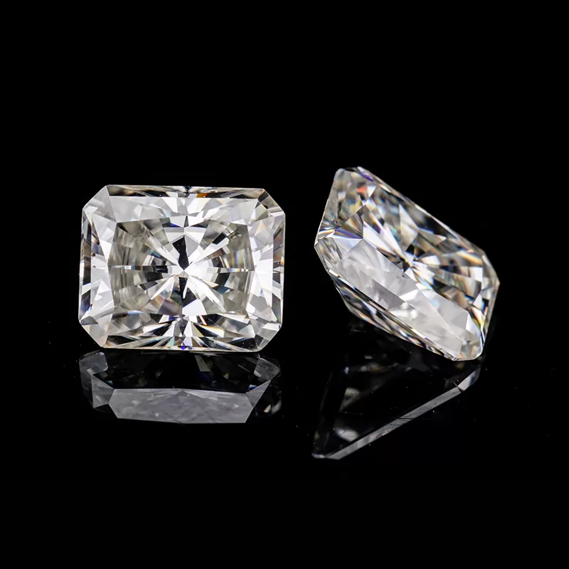 8×10mm Radiant Cut GH Color Moissanite