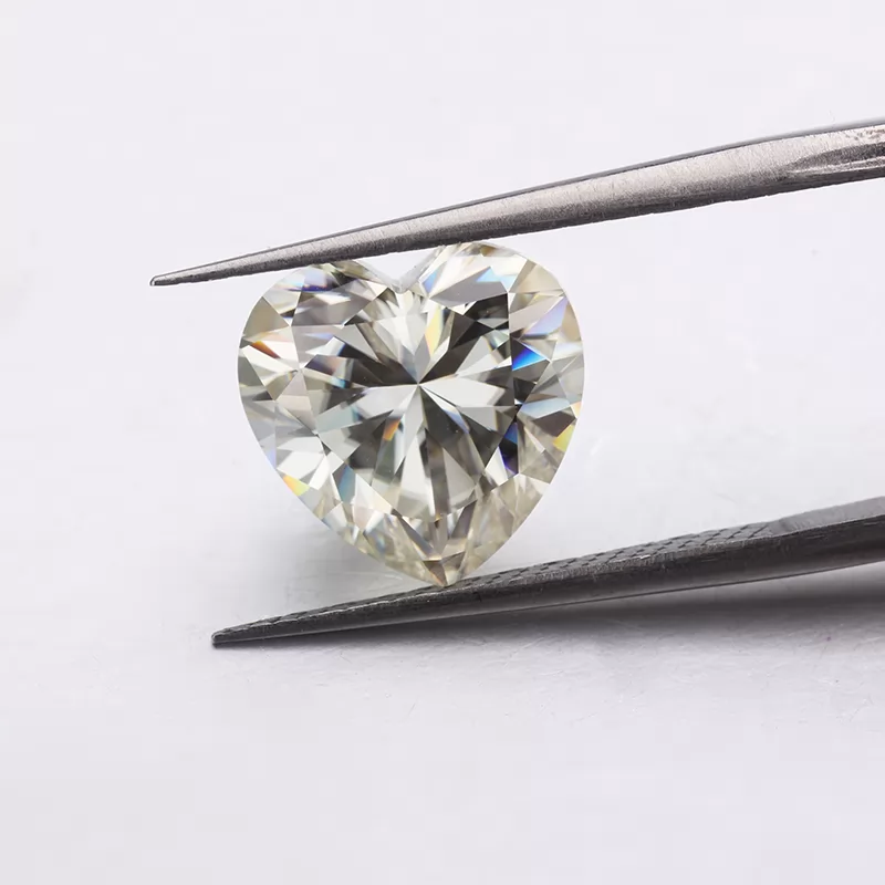 IJ Color Heart Cut Moissanite