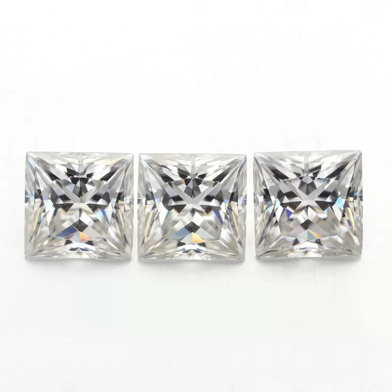 GH Color Square Shape Princess Cut Moissanite