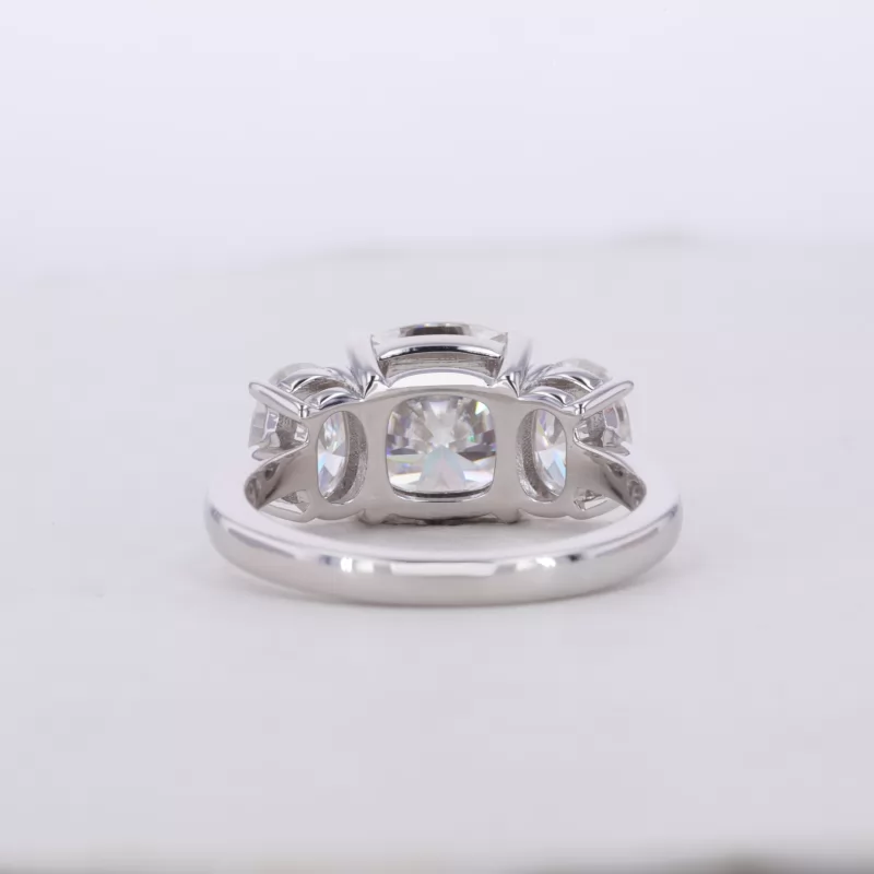 8.5×8.5mm Cushion Cut Moissanite S925 Sterling Silver Three Stone Engagement Ring