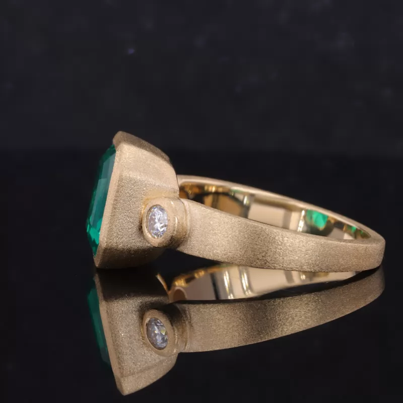 10×10mm Asscher Cut Lab Grown Emerald Bezel Set 10K Yellow Gold Three Stone Engagement Ring