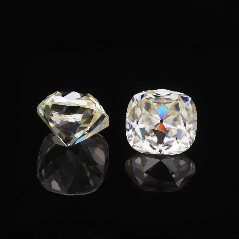 11.5×11.5mm IJ Color Cushion Shape Old Mine Cut Moissanite