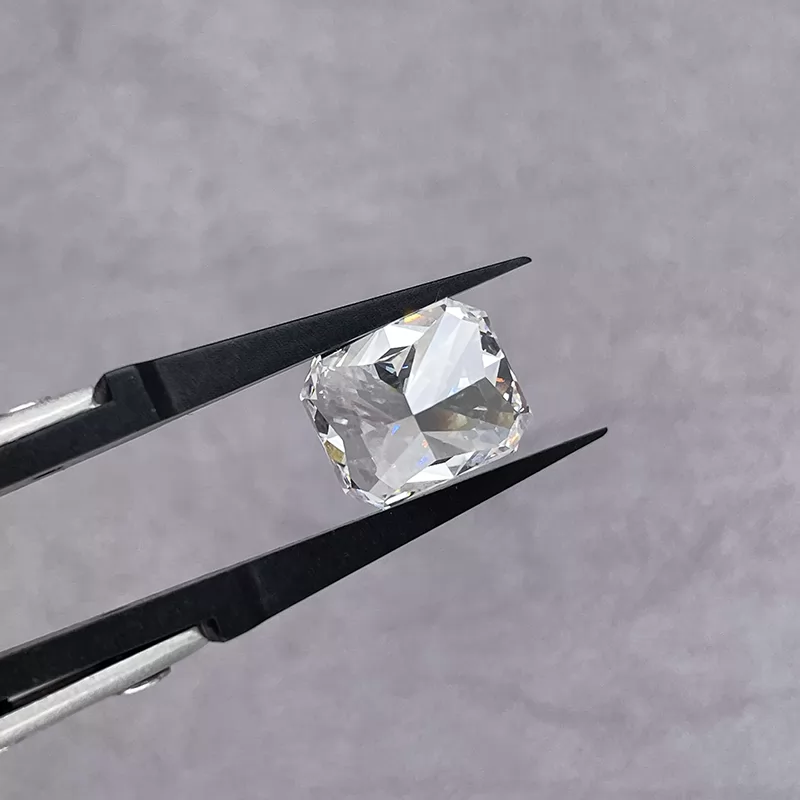 5.79ct G VS2 Radiant Cut IGI CVD Lab Grown Diamond