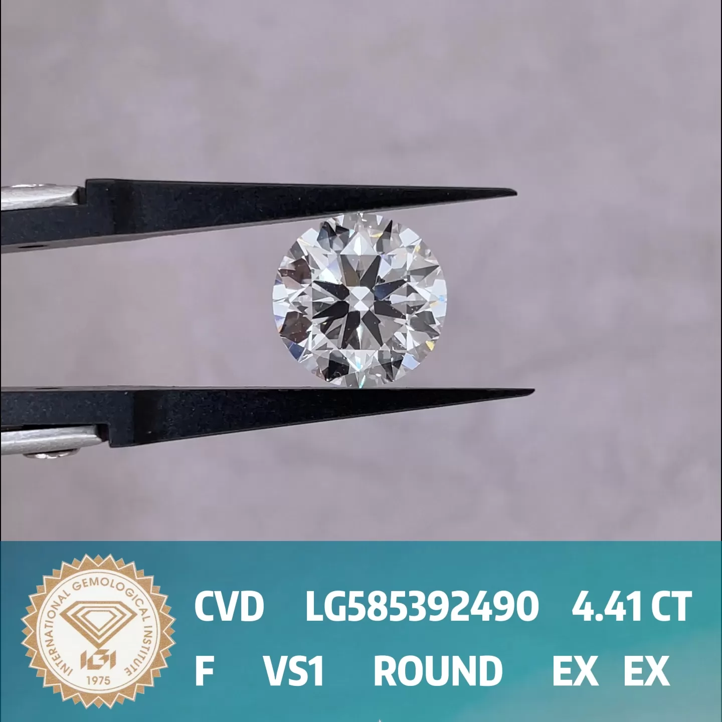 Round Brilliant Cut 4.41ct F Color CVD Lab Grown Diamond