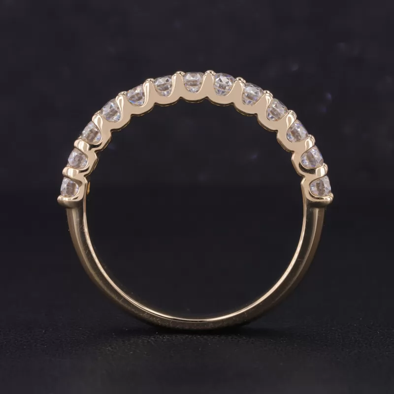 2.5×3.5mm Oval Cut Moissanite 14K Yellow Gold Thirteen Stone Diamond Ring
