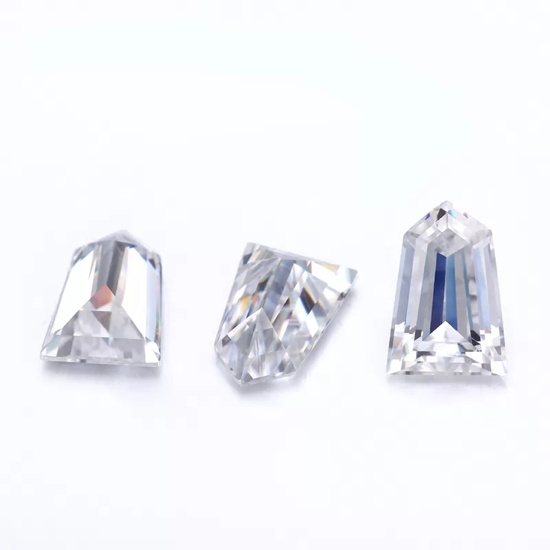 4×6mm Bullet Shape Moissanite