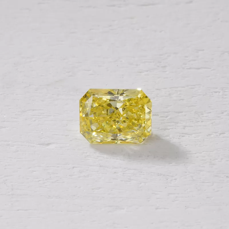 0.1ct to 0.5ct Yellow Color Radiant Cut HPHT Lab Grown Diamond