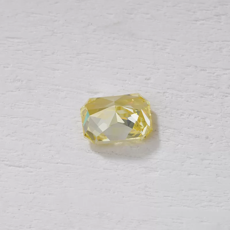Yellow Color 0.1ct to 0.5ct Radiant Cut HPHT Lab Grown Diamond