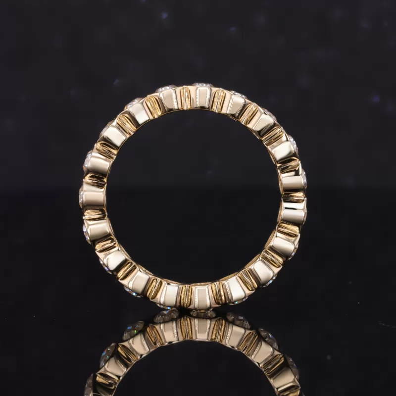 2.5×3.5mm Oval Cut Moissanite Bezel Set 14K Yellow Gold Diamond Eternity Ring