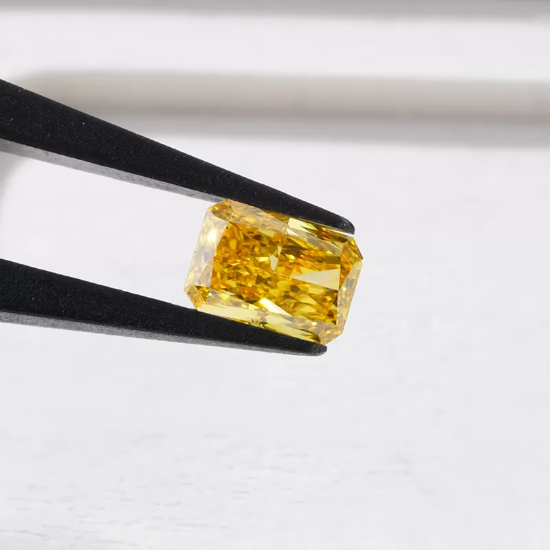 Yellow Color 0.5ct to 0.7ct Radiant Cut HPHT Lab Grown Diamond