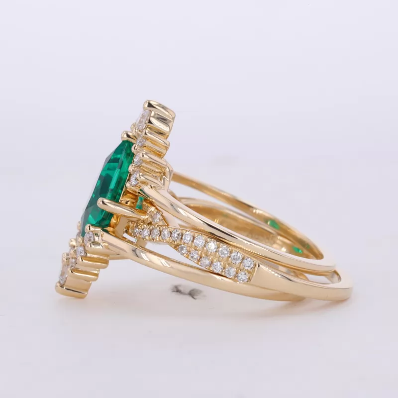 8×8mm Princess Cut Lab Grown Emerald 10K Yellow Gold Stackable Rings