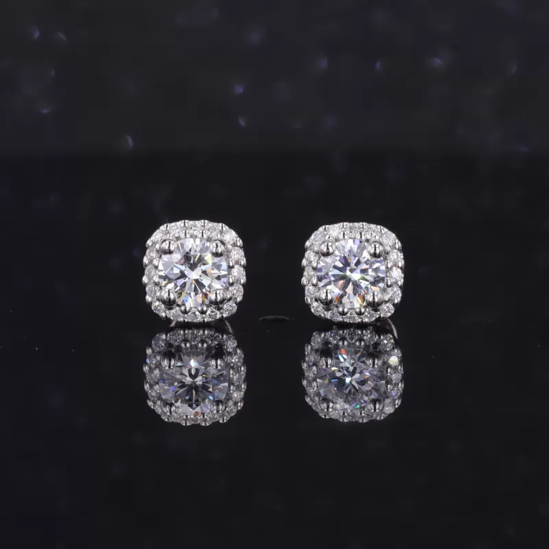 4.65mm Round Brilliant Cut Lab Grown Diamond Halo Set PT950 Diamond Stud Earrings