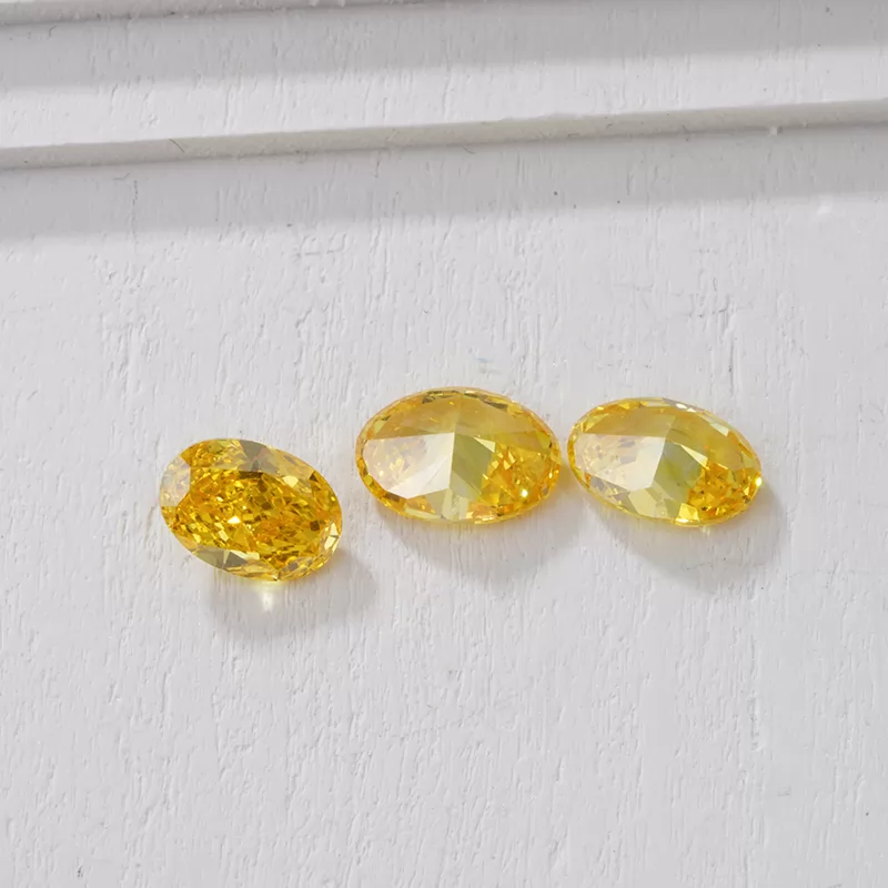 Yellow Color 0.7ct to 0.9ct Oval Shape HPHT Lab Grown Diamond