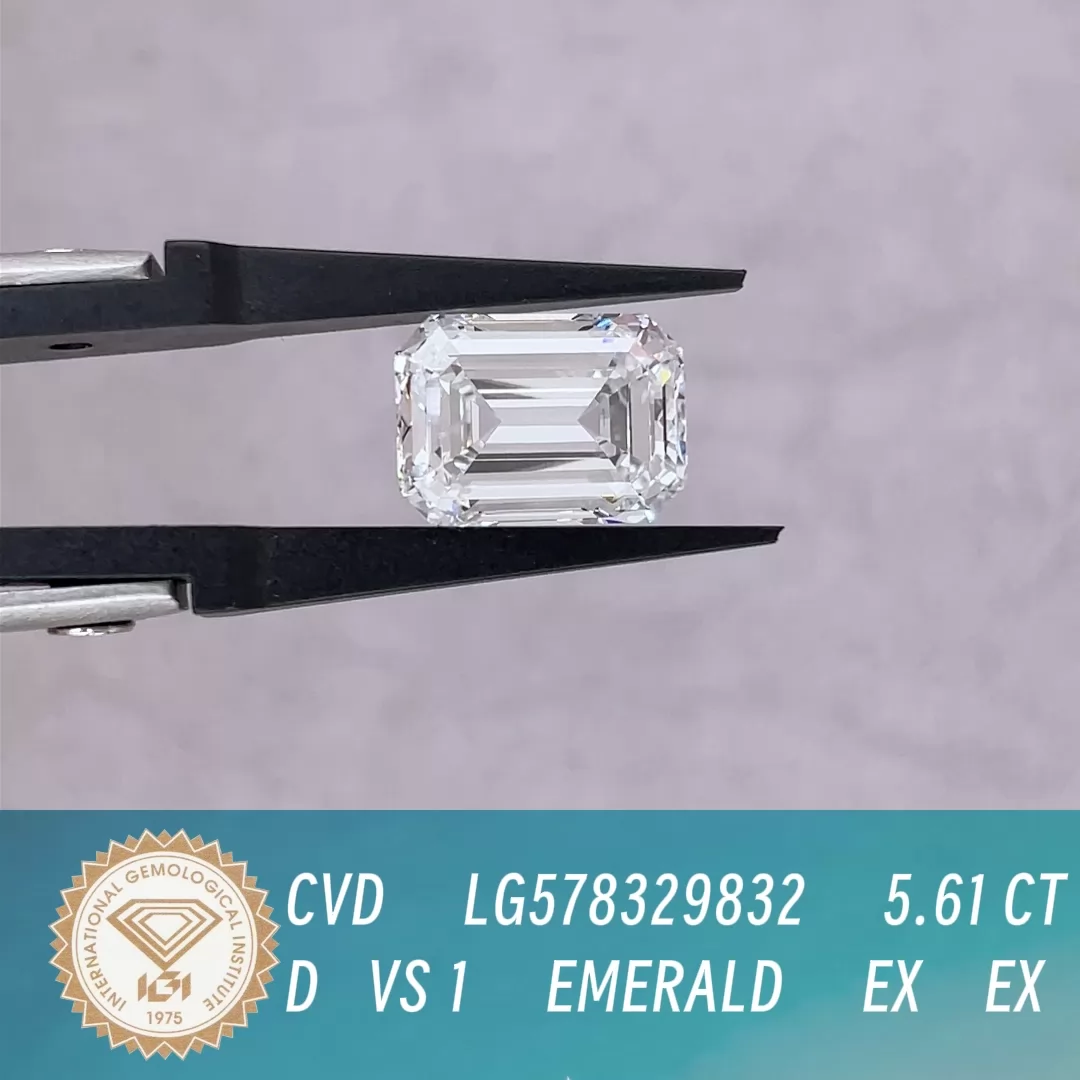 5.61ct D VS1 Octagon Emerald Cut IGI CVD Lab Grown Diamond