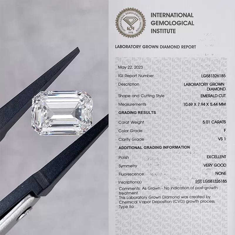 5.01ct F VS1 Octagon Emerald Cut IGI CVD Lab Grown Diamond