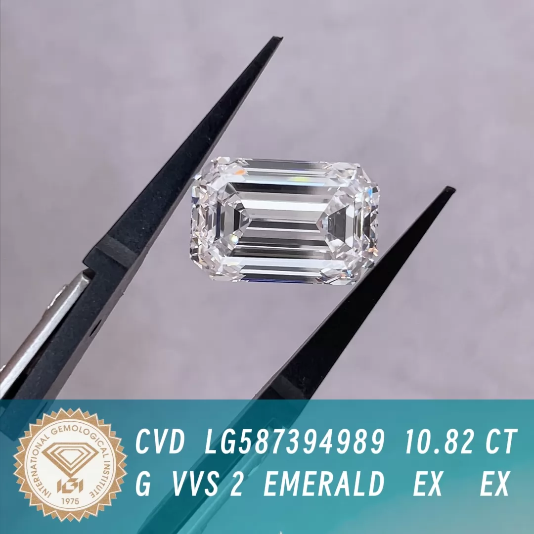 10.82ct G VVS2 Octagon Emerald Cut IGI CVD Lab Grown Diamond