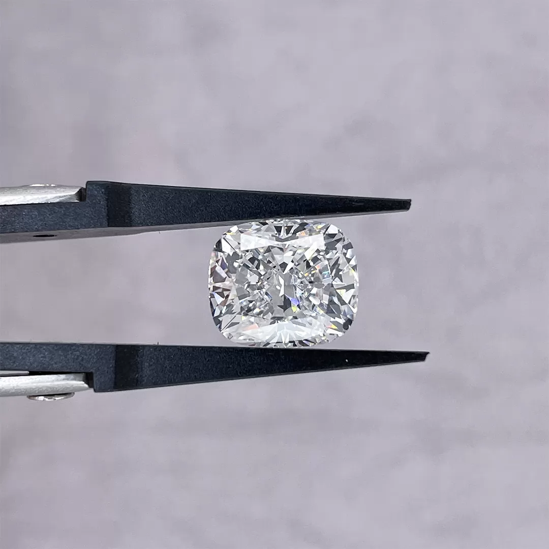 5.29ct D VS2 Cushion Cut IGI CVD Lab Grown Diamond