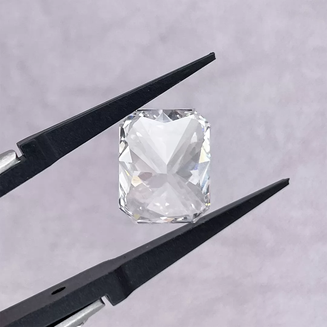 7.03ct F VS2 Radiant Cut IGI CVD Lab Grown Diamond