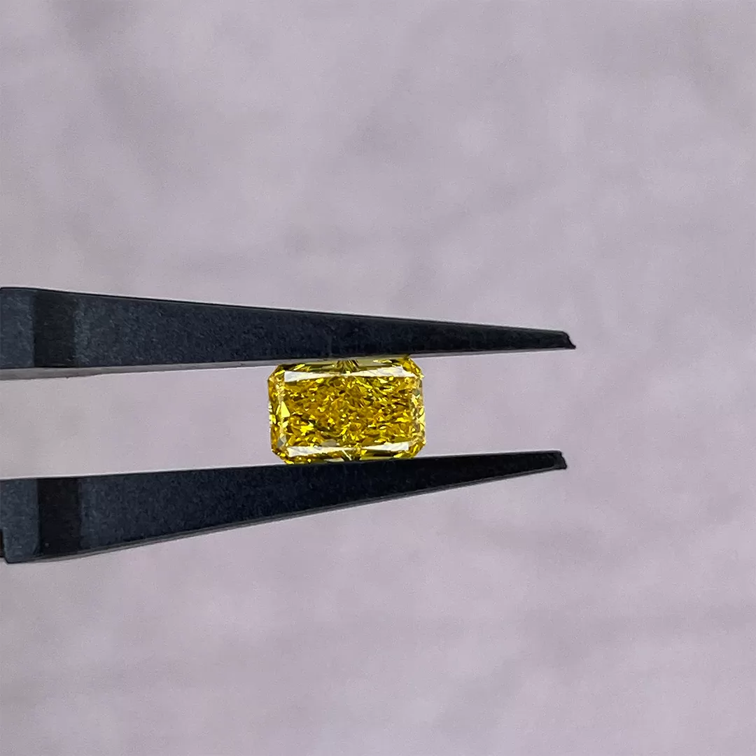 Yellow Color 0.13ct to 0.87ct Radiant Cut Lab Grown Diamond