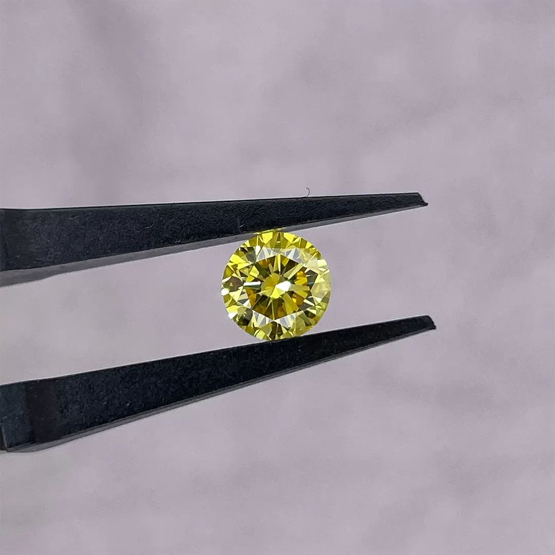 Yellow Color 0.24ct to 0.73ct Round Brilliant Cut Lab Grown Diamond