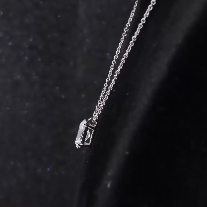 8.24×5.61mm Oval Cut Lab Grown Diamond 18K White Gold Diamond Pendant Necklace