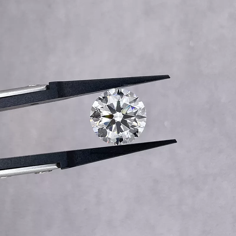 Round Brilliant Cut 5.22ct E Color CVD Lab Grown Diamond