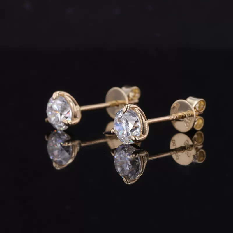 4.85mm Round Brilliant Cut Lab Grown Diamond 14K Yellow Gold Diamond Stud Earrings