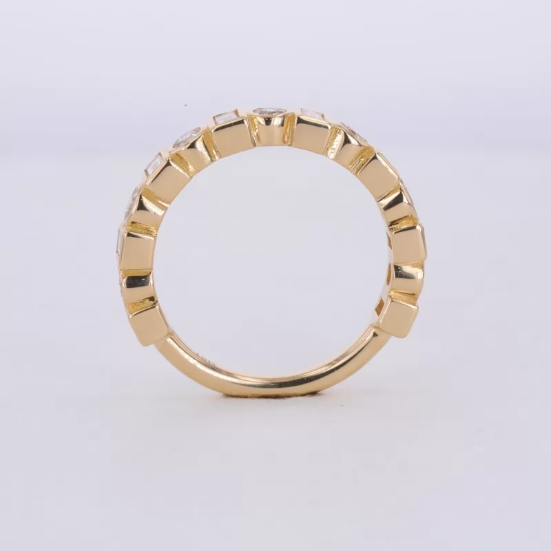2.5×1.5mm Baguette Step Cut Moissanite & 2.5mm Round Brilliant Cut Moissanite 18K Yellow Gold Fifteen Stone Diamond Ring