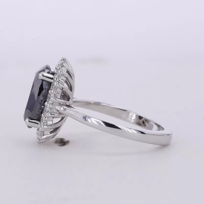 8×10.5mm Oval Cut Black Moissanite S925 Sterling Silver Halo Engagement Ring