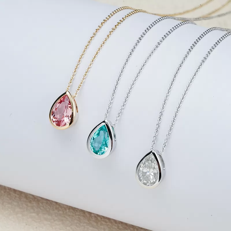 6×9mm Pear Cut Lab Grown Gemstones Bezel Set Diamond Pendant Necklaces