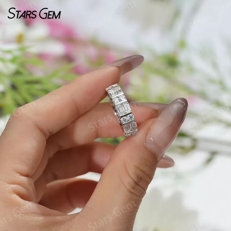 2×4mm Octagon Emerald Cut Moissanite & 2.5mm Round Brilliant Cut Moissanite S925 Sterling Silver Diamond Ring