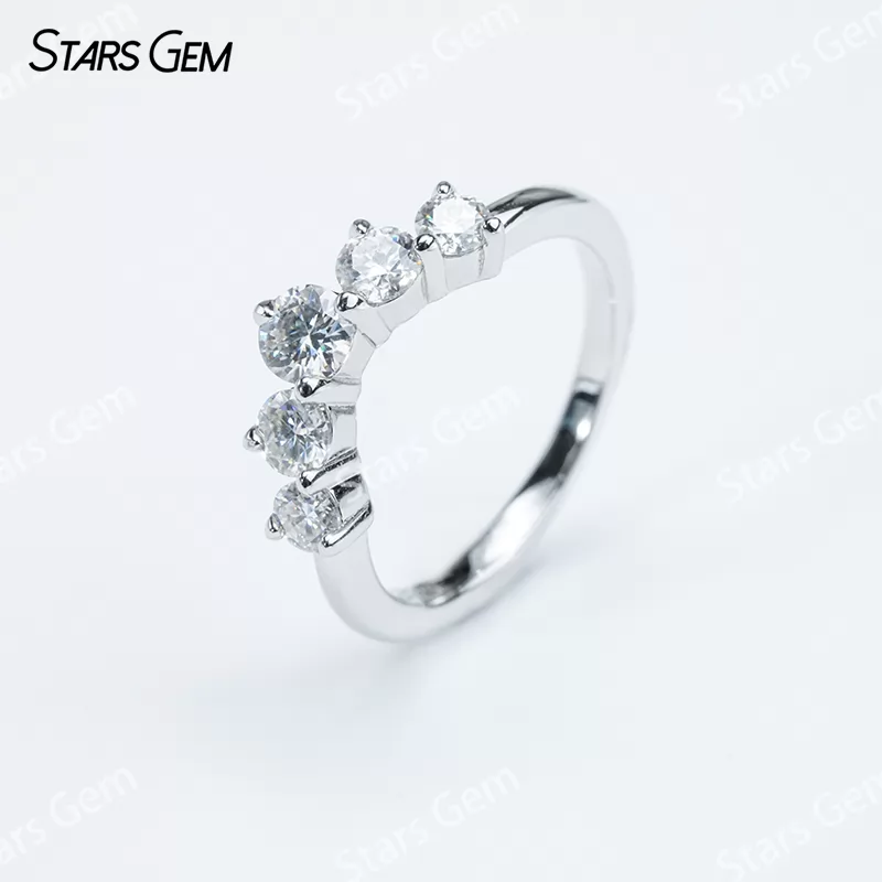 4mm Round Brilliant Cut Moissanite S925 Sterling Silver Five Stone Diamond Ring