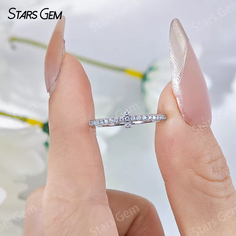 1.2mm Round Brilliant Cut Moissanite S925 Sterling Silver Diamond Eternity Ring